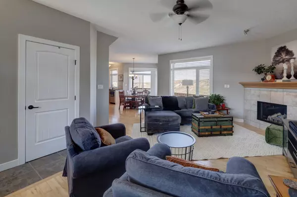 Drumheller, AB T0J 0Y6,640 Bankview DR