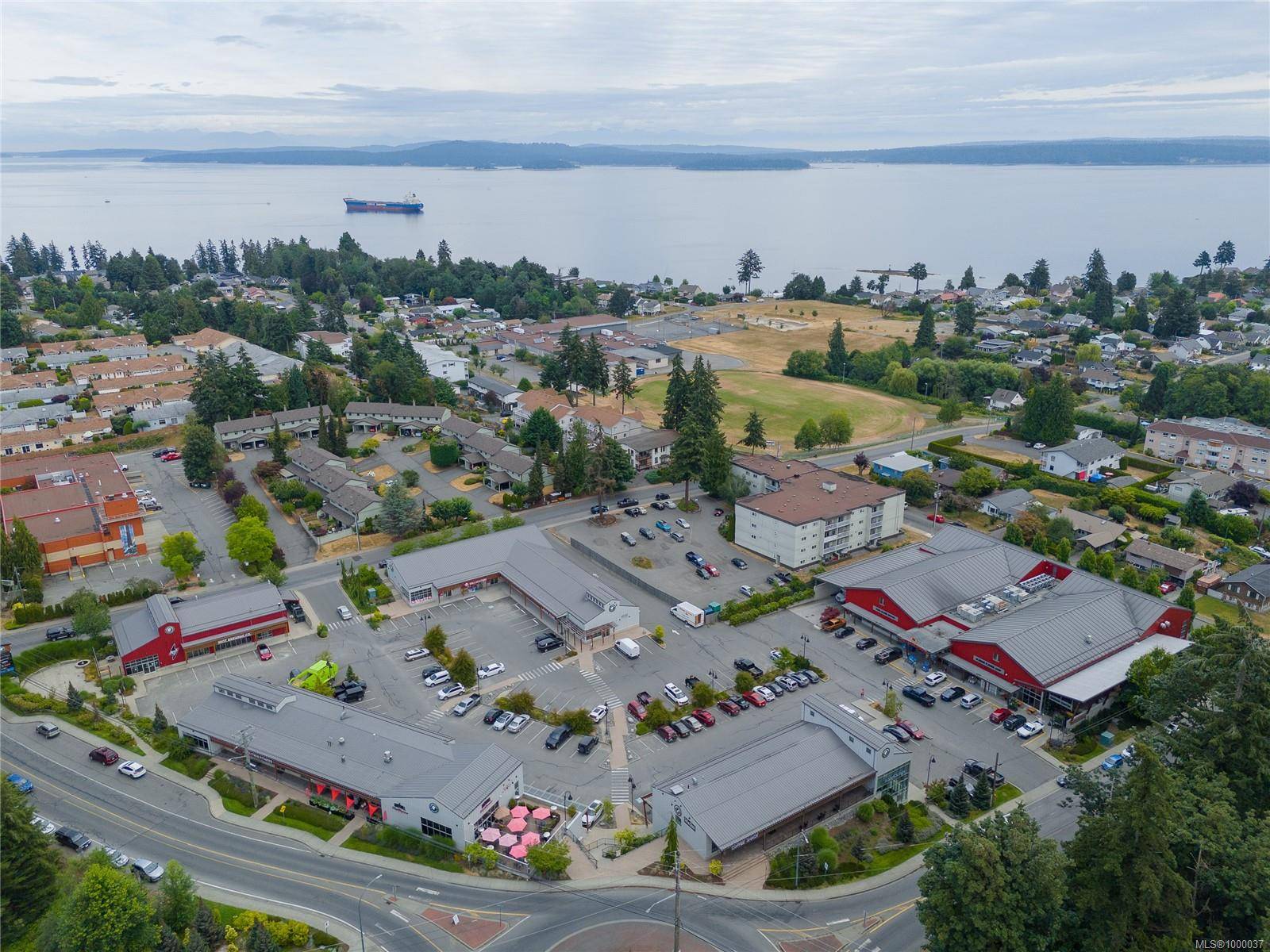 3040 Pine St #302, Chemainus, BC V0R 1K1