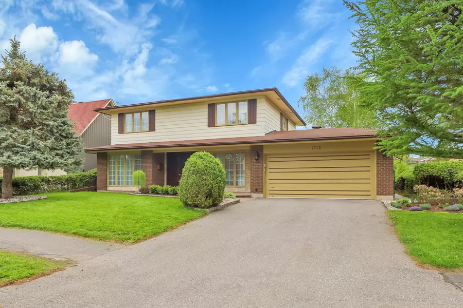 1712 Playfair DR, Alta Vista And Area, ON K1H 5S6