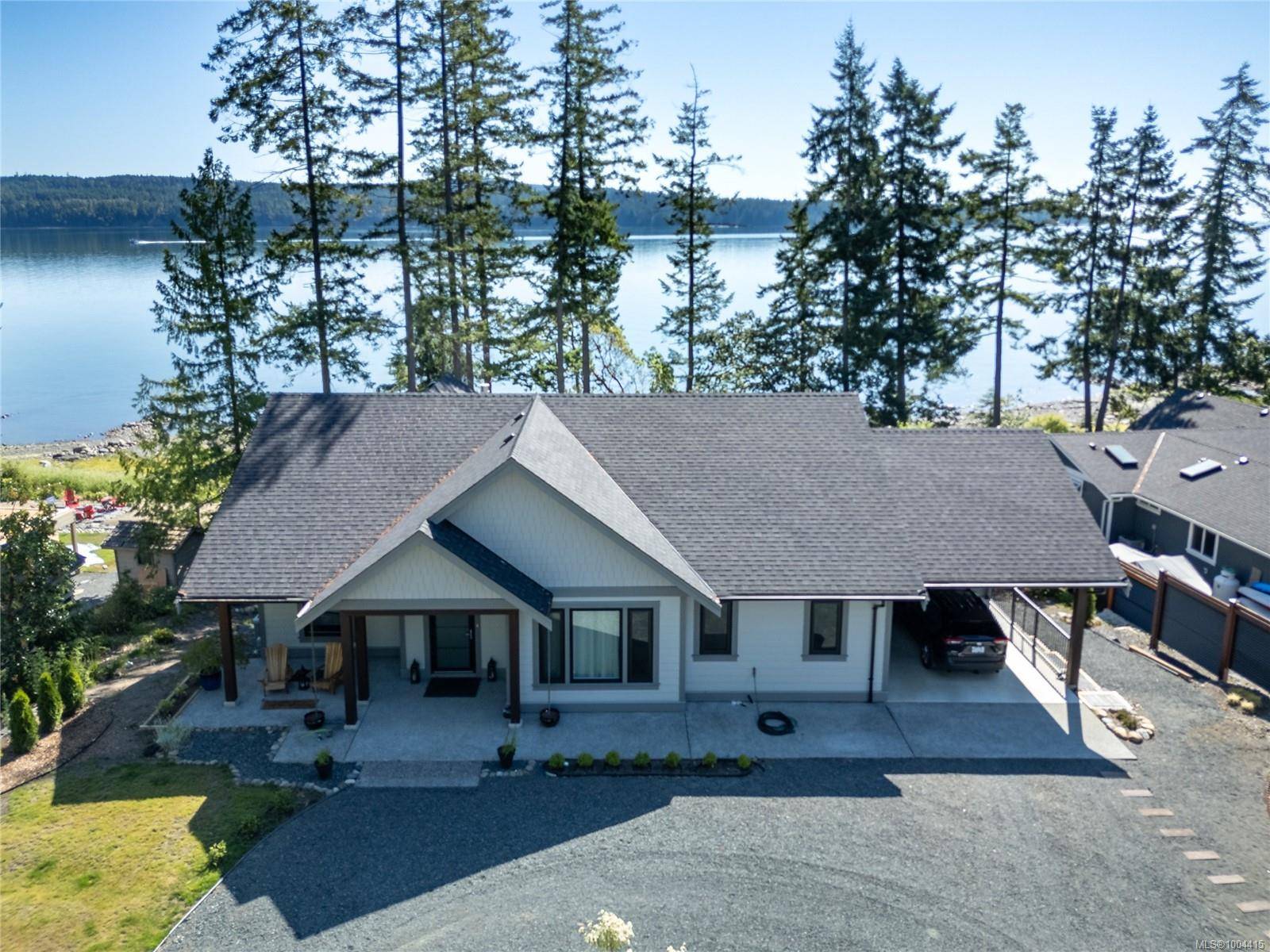 176 Baynes Dr, Fanny Bay, BC V0R 1W0