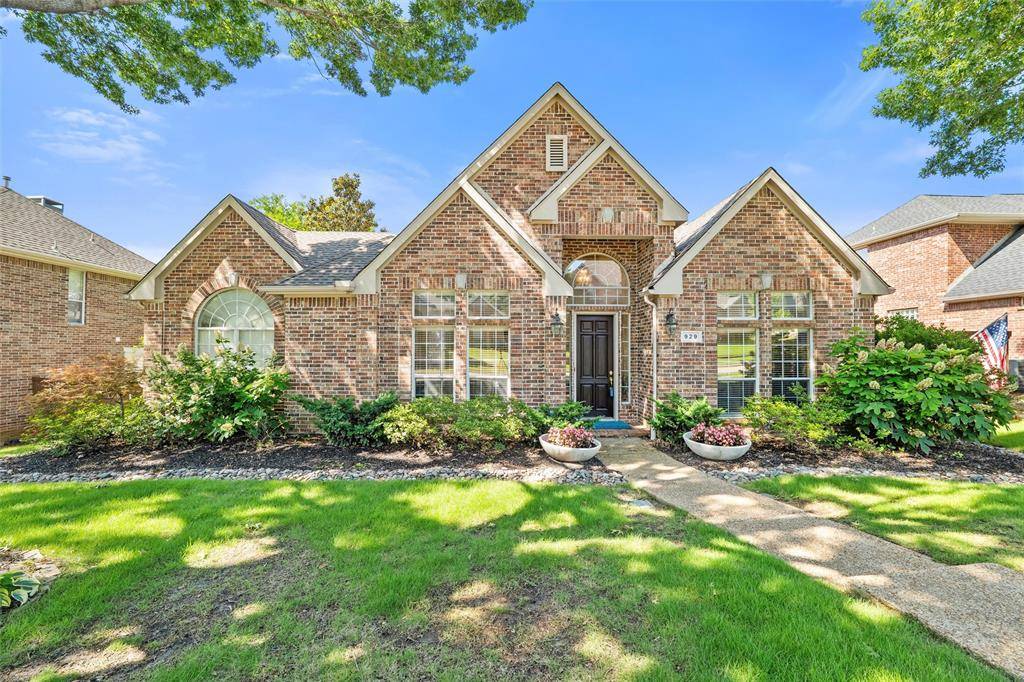 929 Blue Jay Lane, Coppell, TX 75019