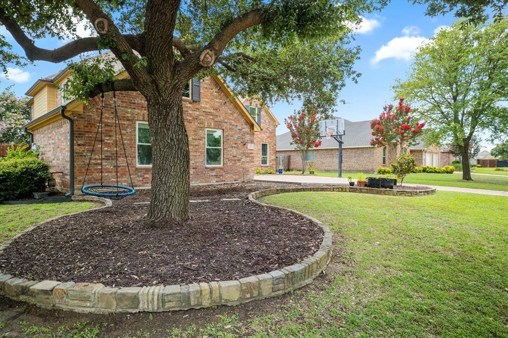 Trophy Club, TX 76262,327 Village Trail