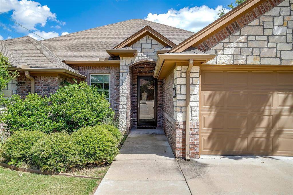 De Cordova, TX 76049,5310 Country Club Drive