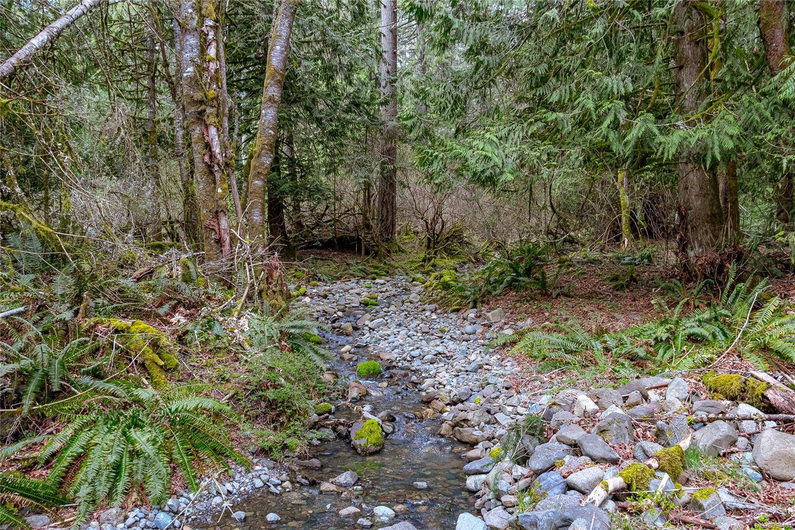 Duncan, BC V9L 6K4,6633 Hillcrest Rd