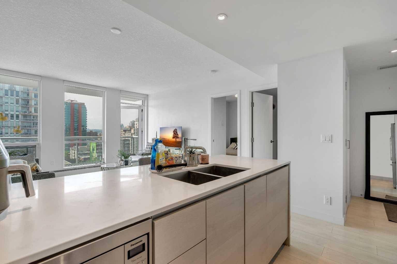 Calgary, AB T2R 0Z7,1501 6 ST SW #1108