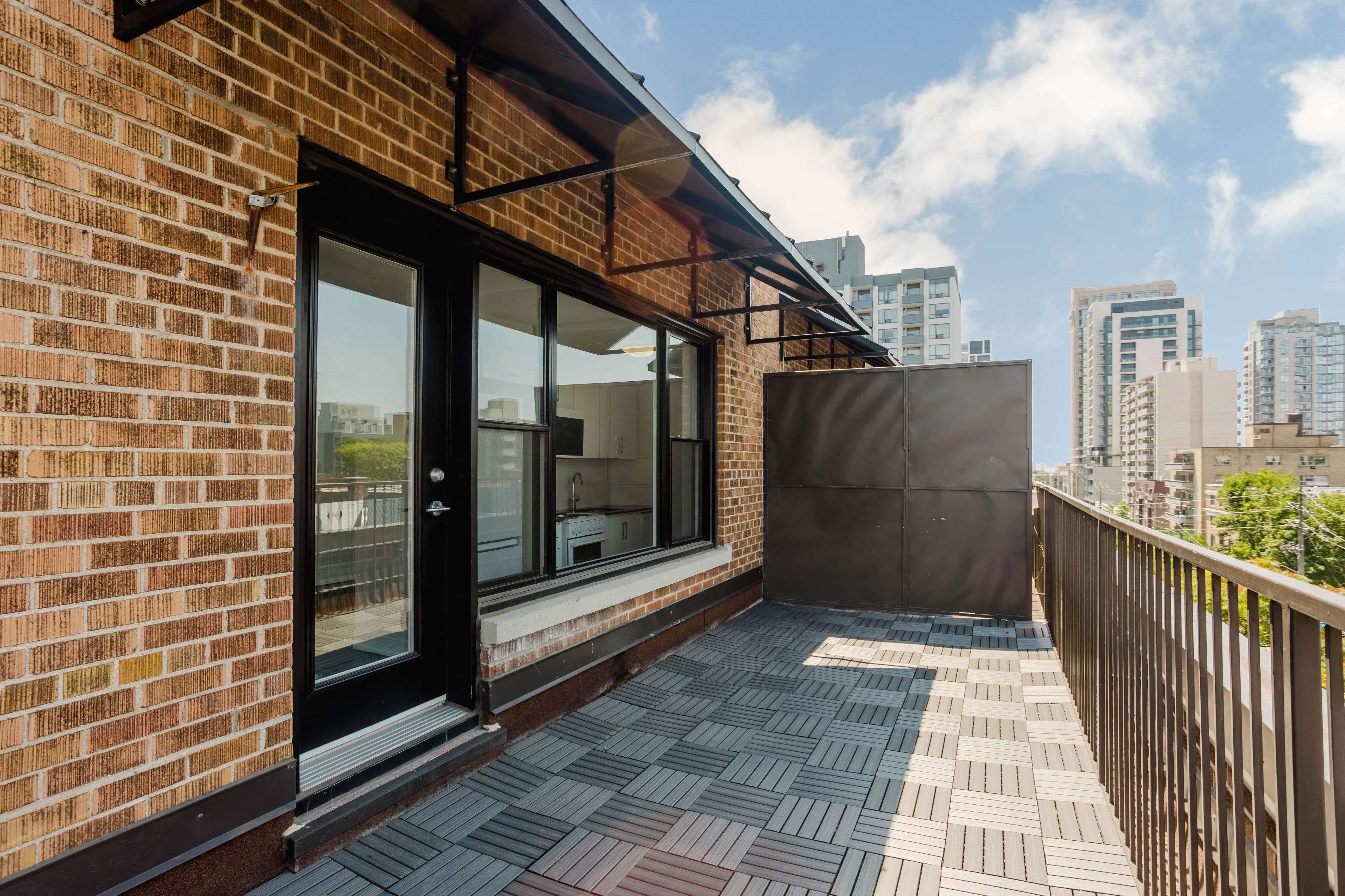 1545 Bathurst ST #510, Toronto C03, ON M5P 3H6