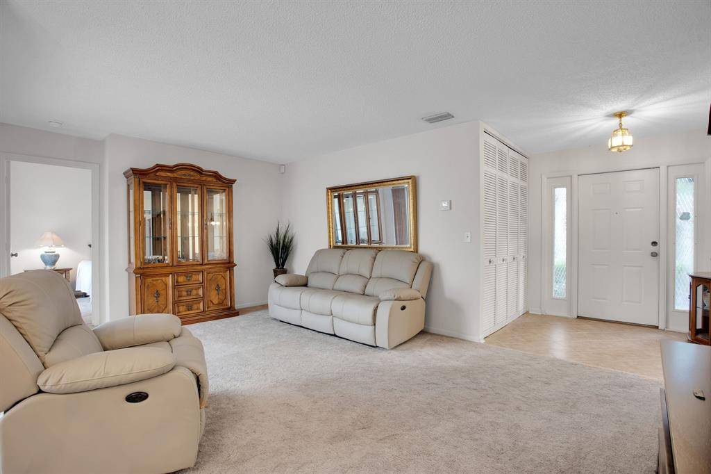 Coconut Creek, FL 33066,2556 Carambola Cir #1843