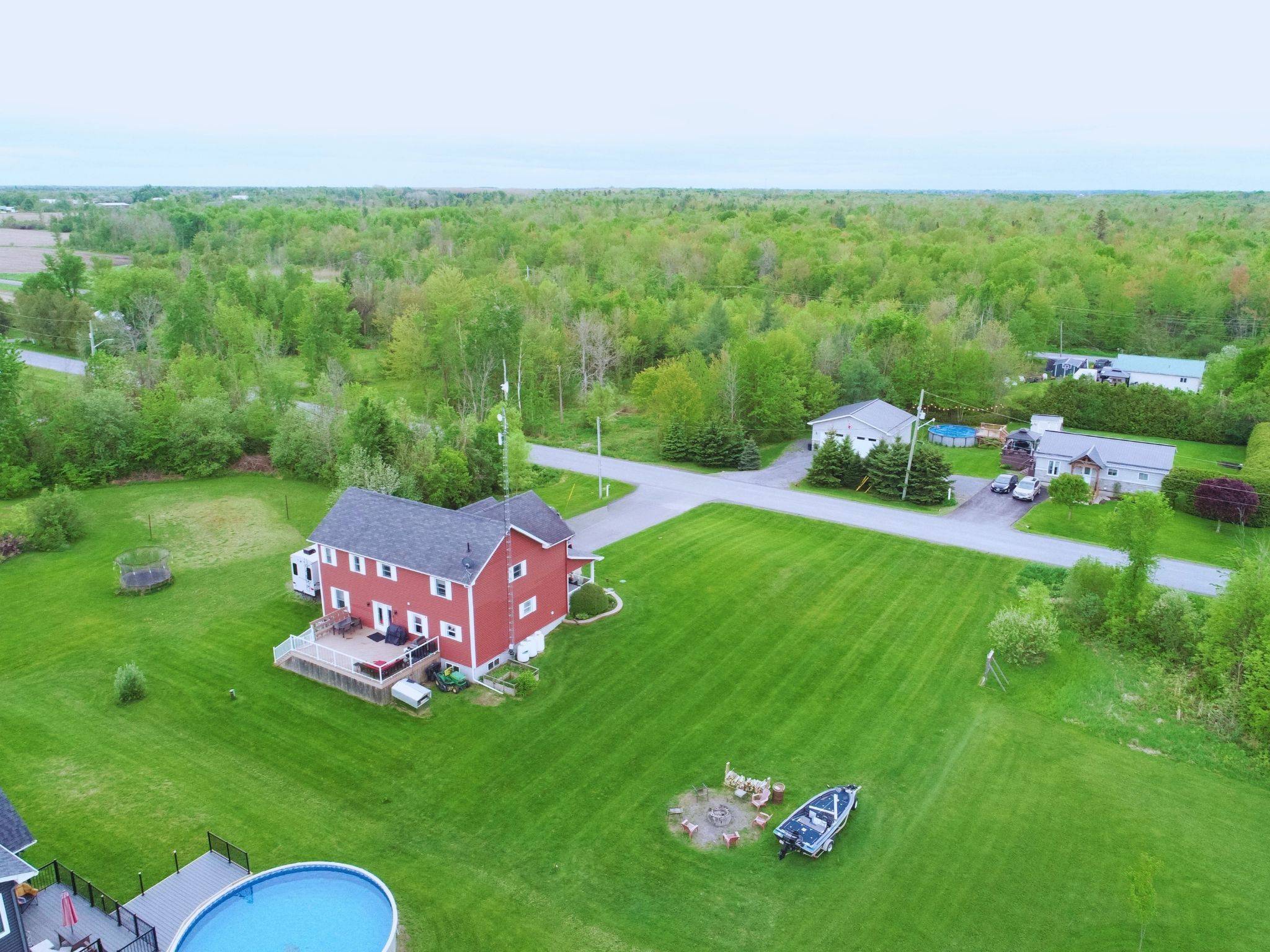 North Stormont, ON K0C 1V0,3427 Delaney ST