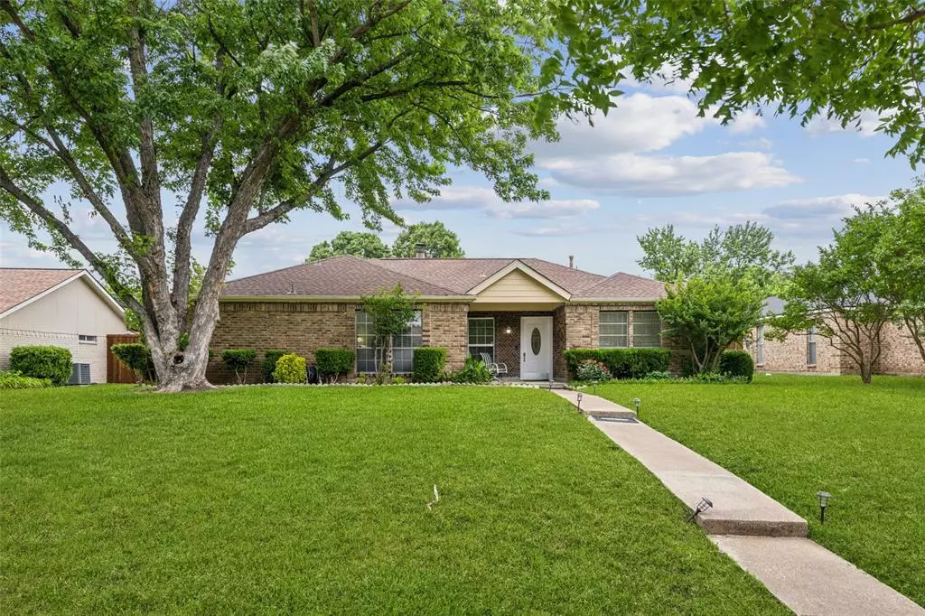 Plano, TX 75093,4533 Hartford Drive