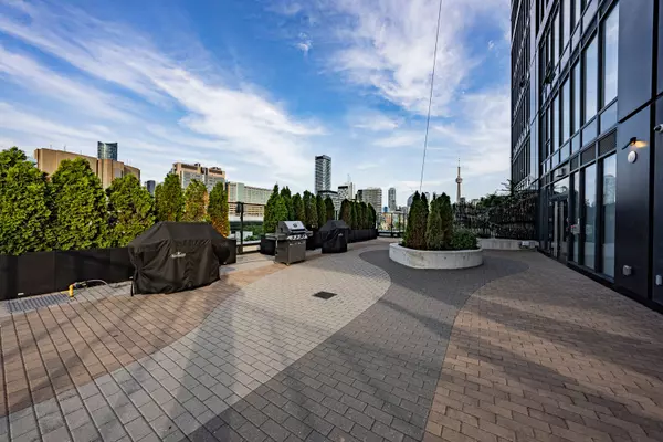 Toronto C01, ON M5T 0C8,203 College ST #2105