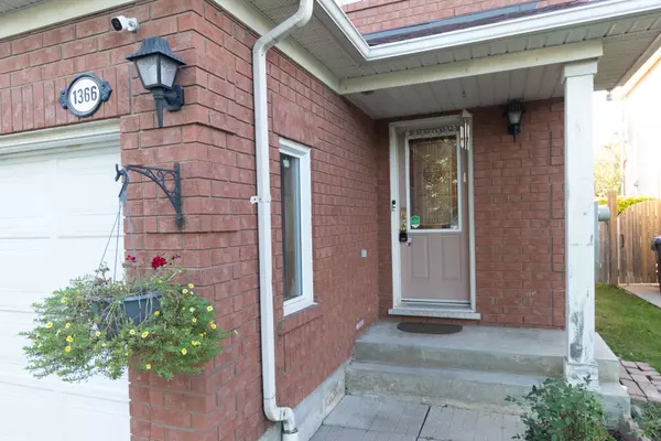 Mississauga, ON L5N 8B5,1366 Quest CIR