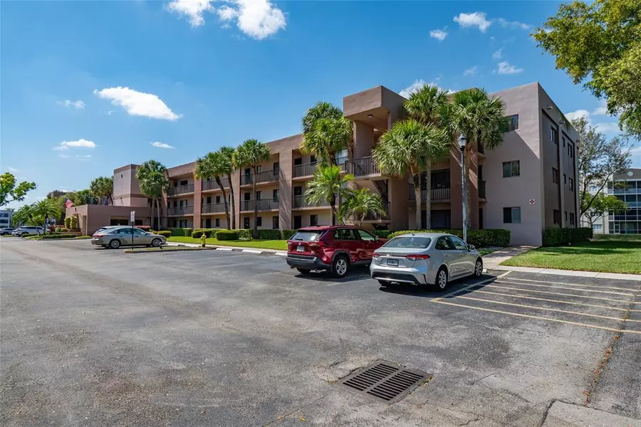 7448 Ashmont Cir #312, Tamarac, FL 33321