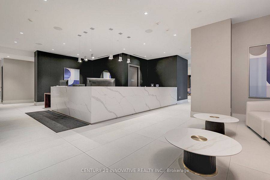 Oshawa, ON L1L 0R5,2550 Simcoe ST N #214