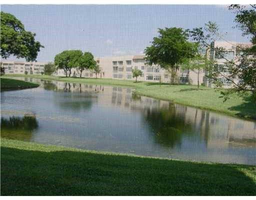 Tamarac, FL 33319,6071 NW 61st Ave #104