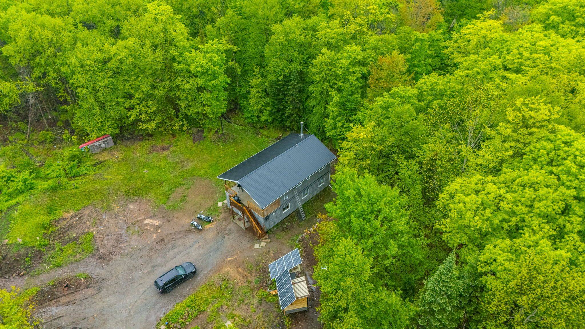 Highlands East, ON K0L 2Y0,18240 Highway 118 HWY