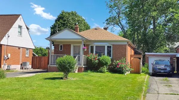 Toronto E04, ON M1R 3N5,21 Orlando BLVD