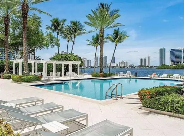3205 NE 184th St #9304, North Miami Beach, FL 33160