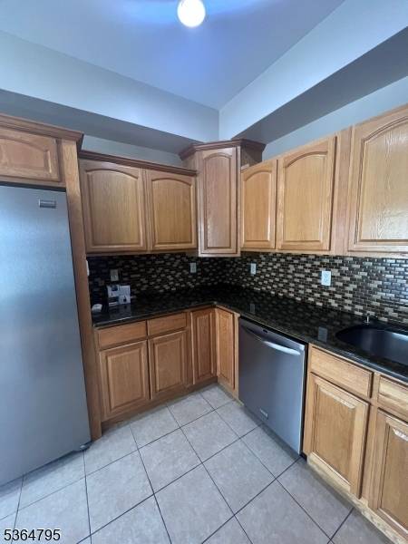 Elizabeth City, NJ 07202,351 S Broad St #307