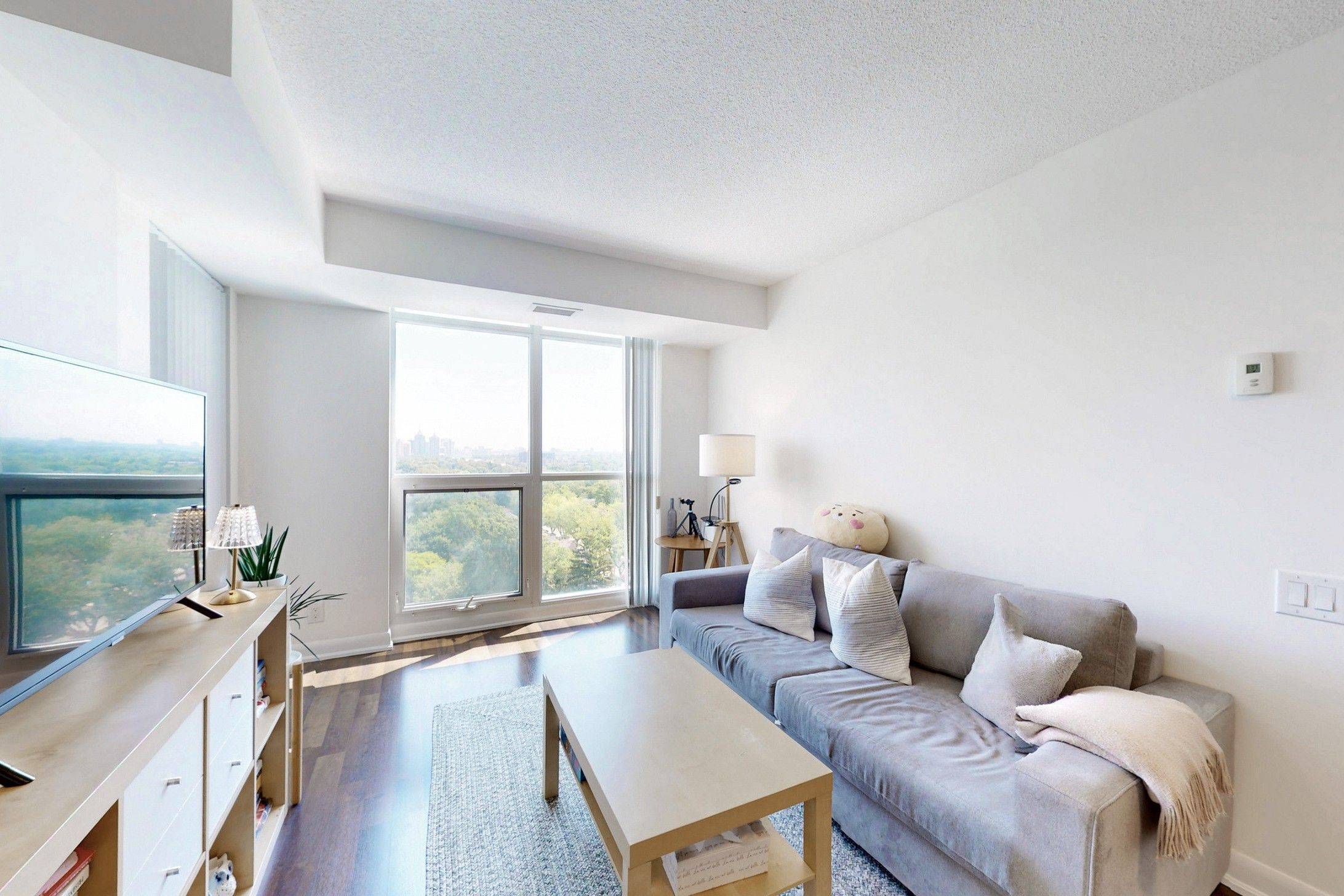 Toronto C14, ON M2N 2W7,17 Anndale DR #1608