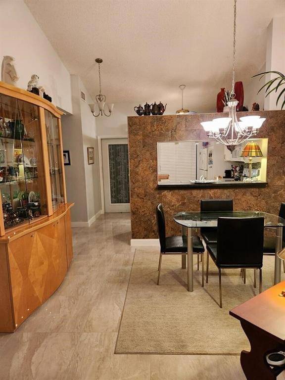 Oakland Park, FL 33309,3092 S Oakland Forest Dr #1804