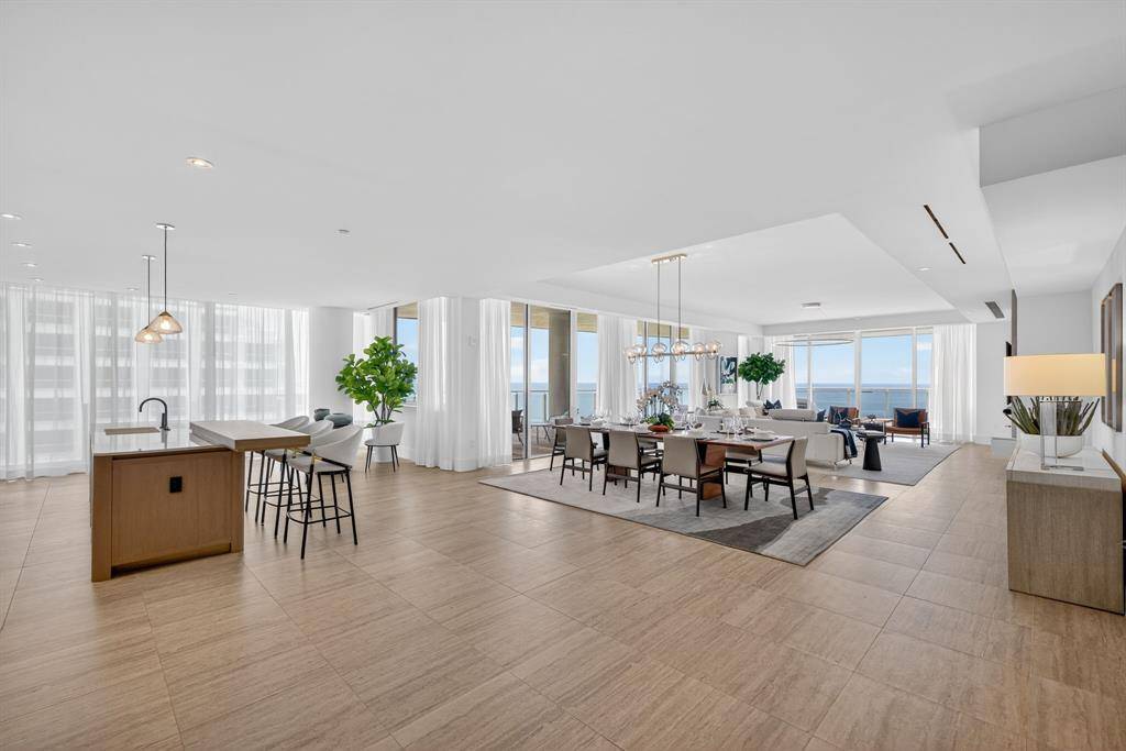 Fort Lauderdale, FL 33304,525 Fort Lauderdale Beach Blvd #1902
