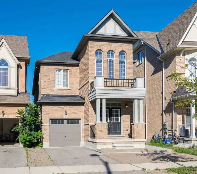 45 Hopewell AVE, Vaughan, ON L4H 3N5