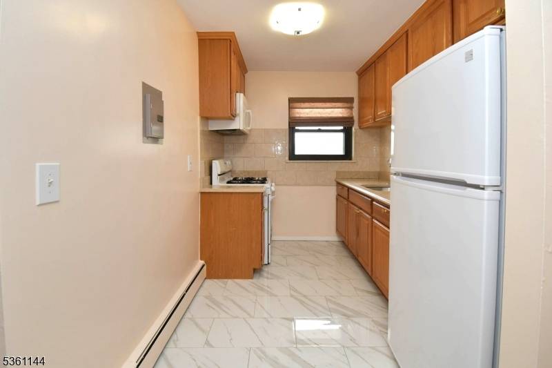 North Plainfield Boro, NJ 07060,401 Highway22 Unit 10F