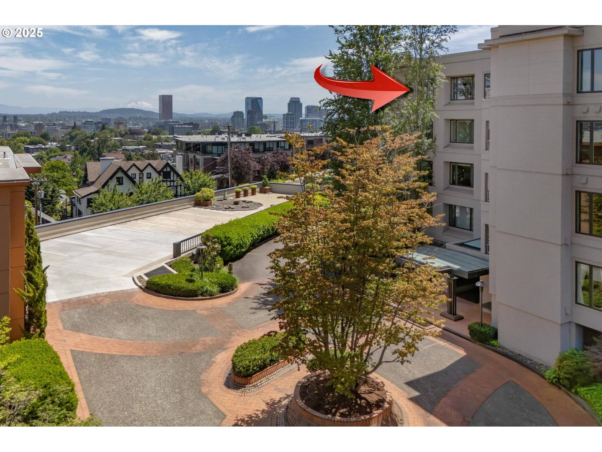 Portland, OR 97210,766 NW WESTOVER SQ