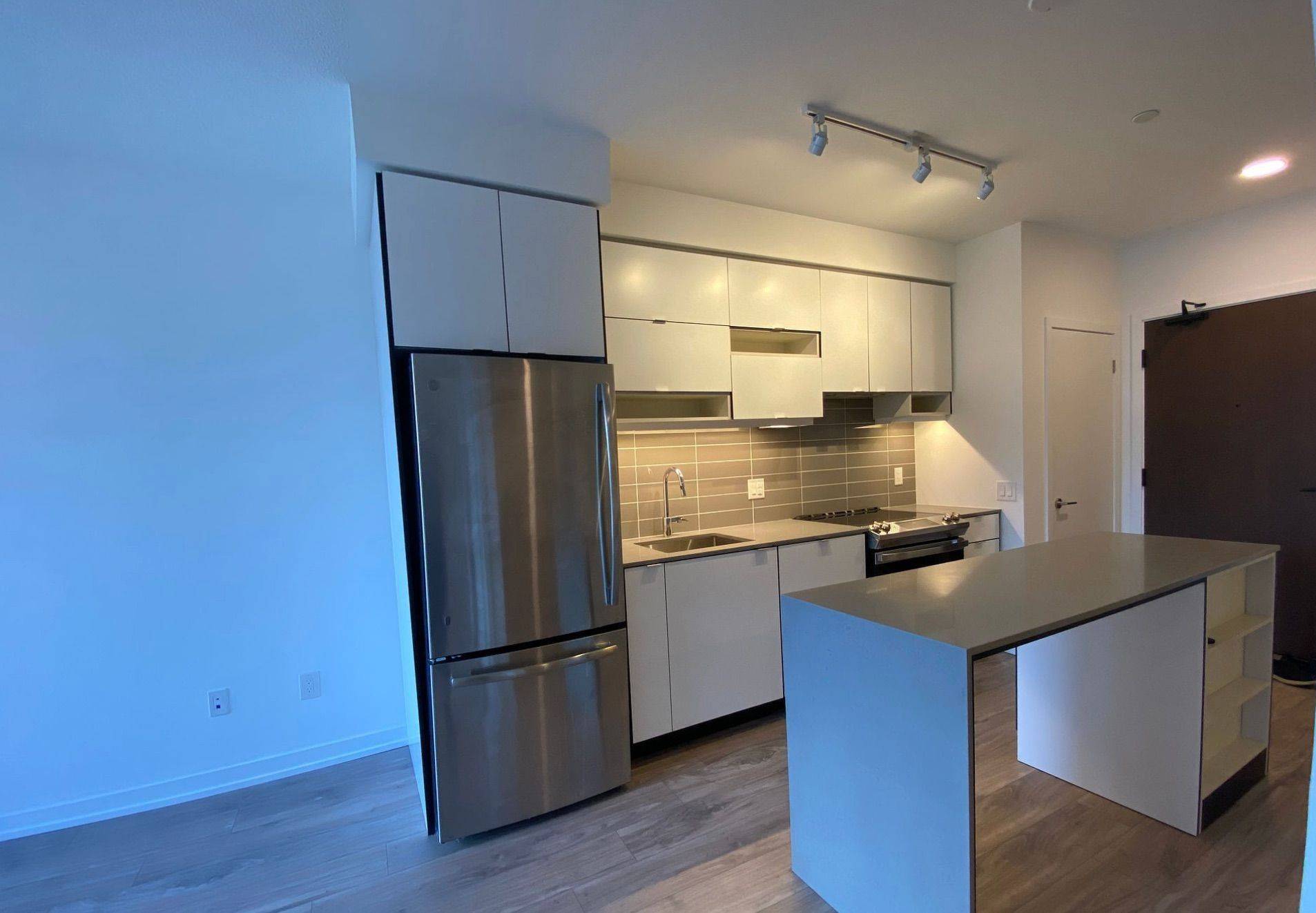 Mississauga, ON L5B 0L4,4065 Confederation Pkwy #511