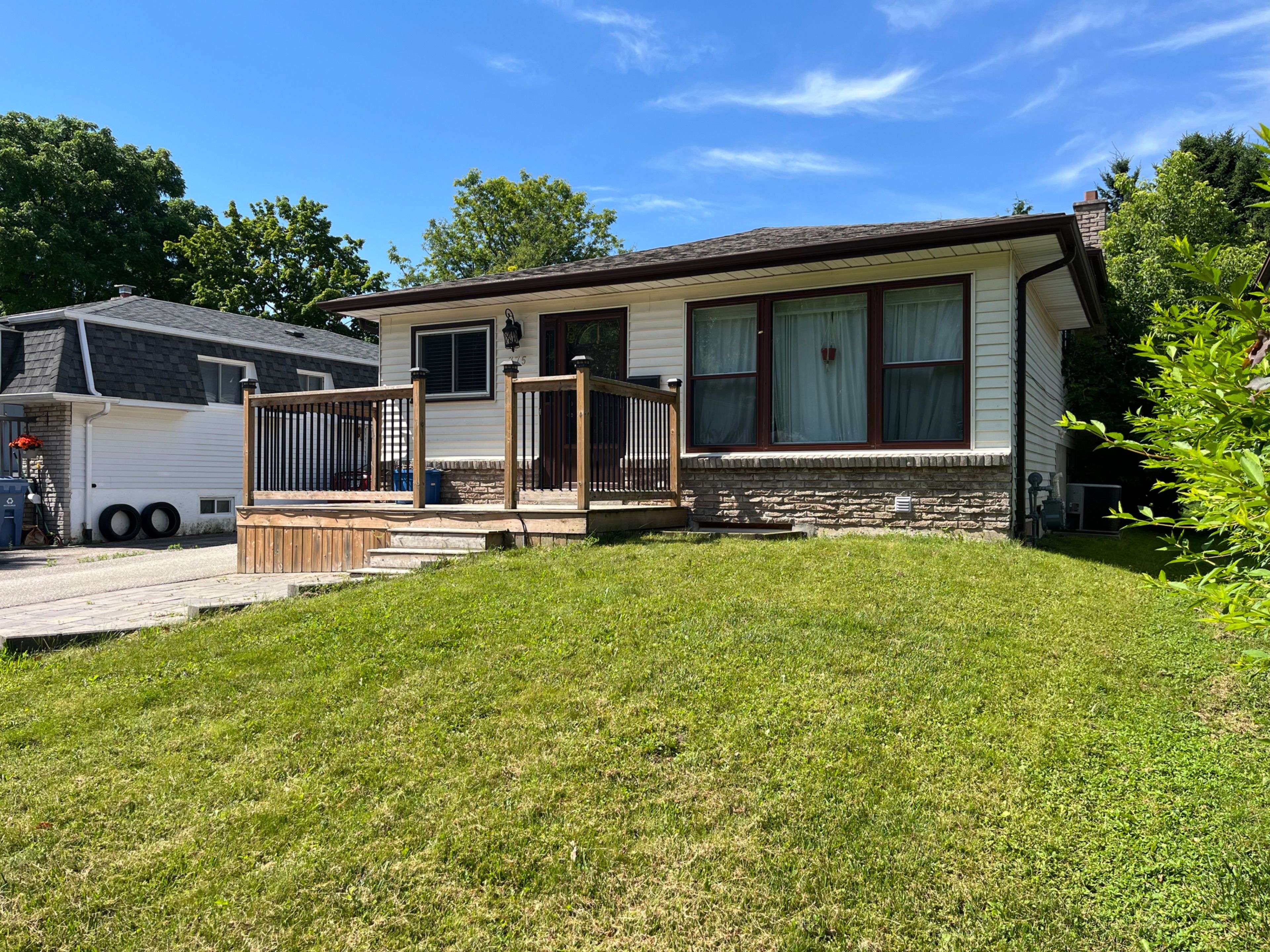 375 West Acres DR, Guelph, ON N1H 7B3