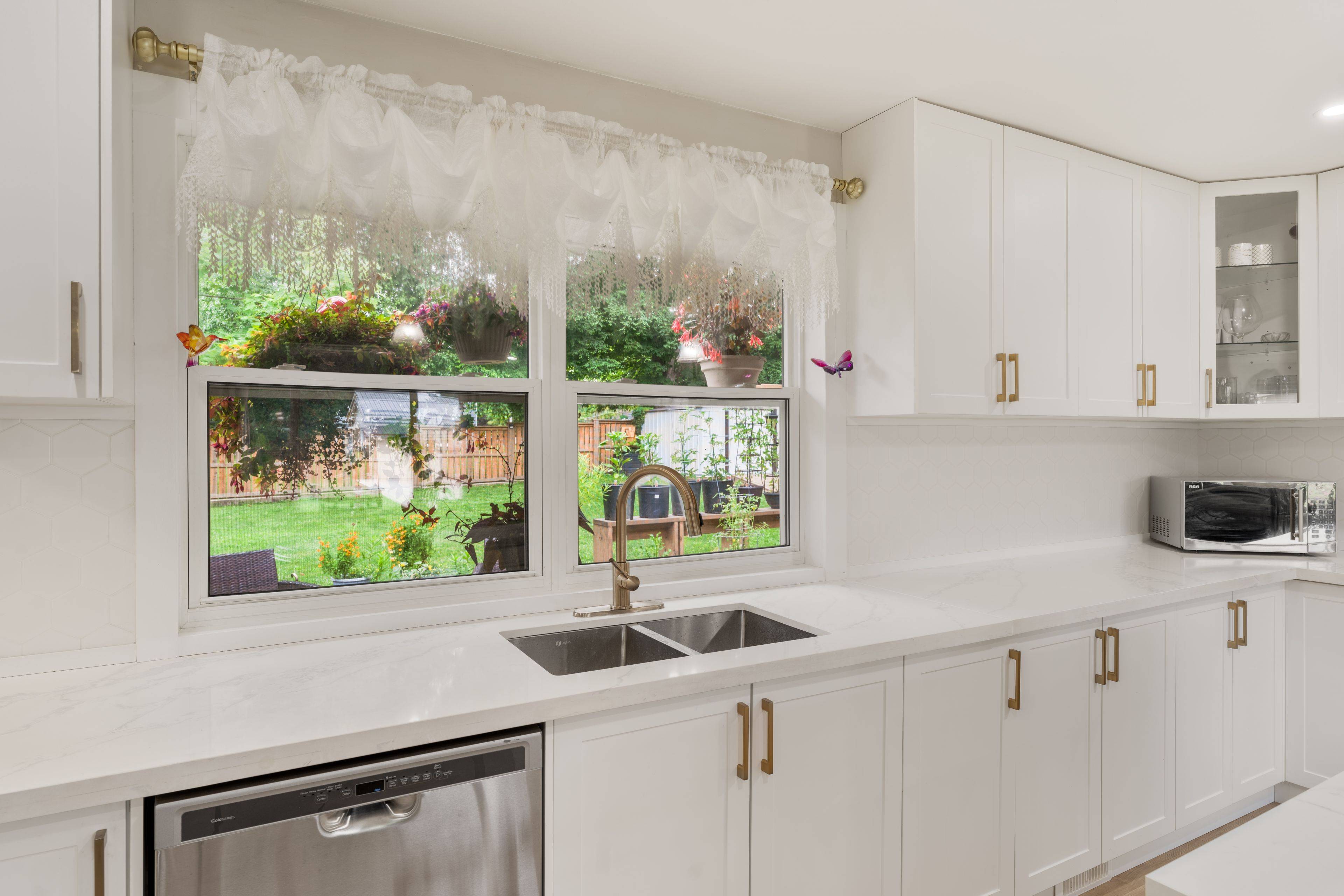 Arran-elderslie, ON N0G 1L0,24 Fairview DR