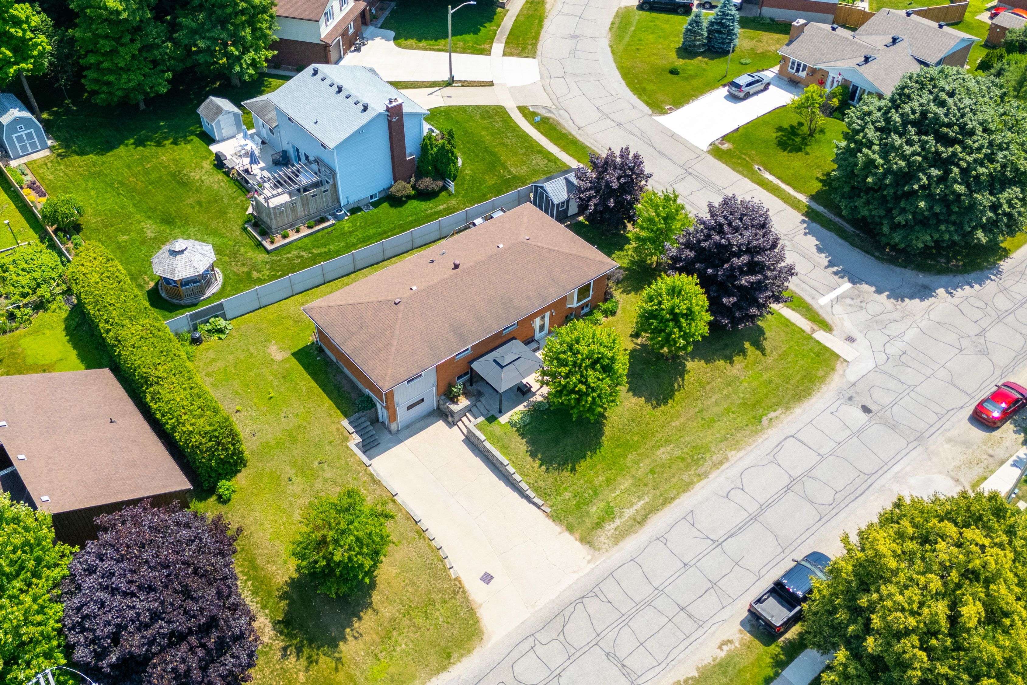 Saugeen Shores, ON N0H 2C0,415 Wellington ST