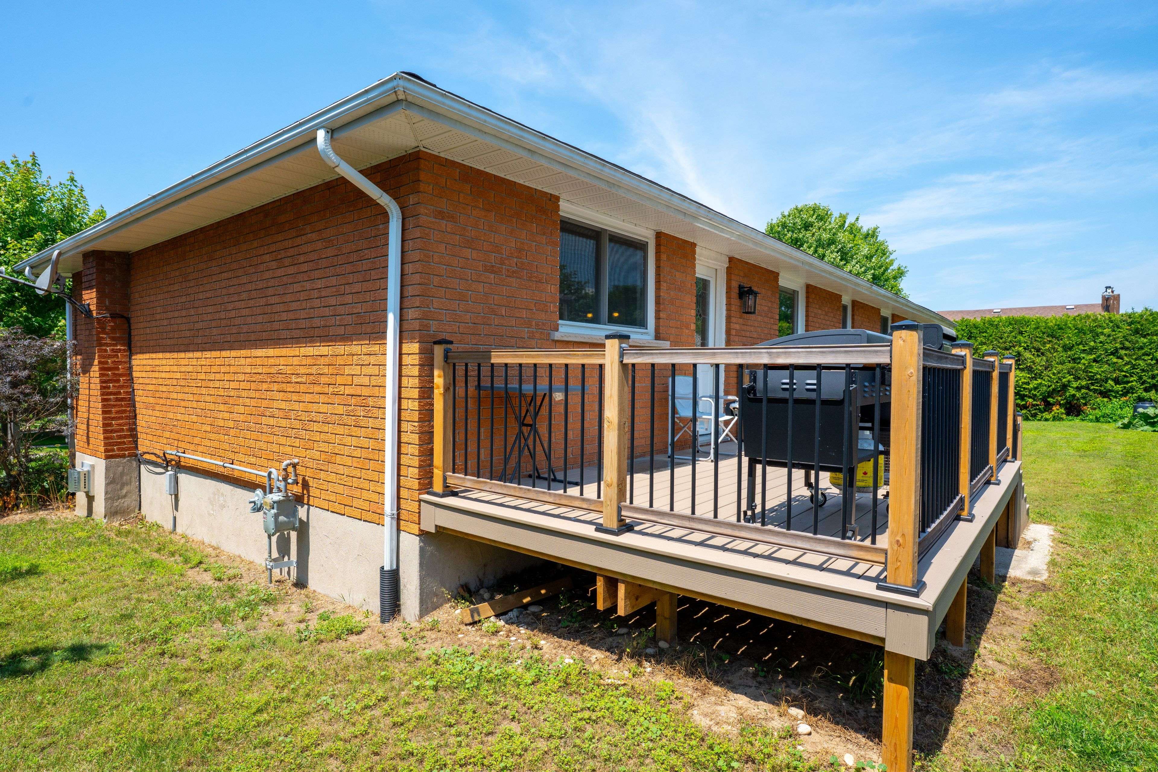 Saugeen Shores, ON N0H 2C0,415 Wellington ST