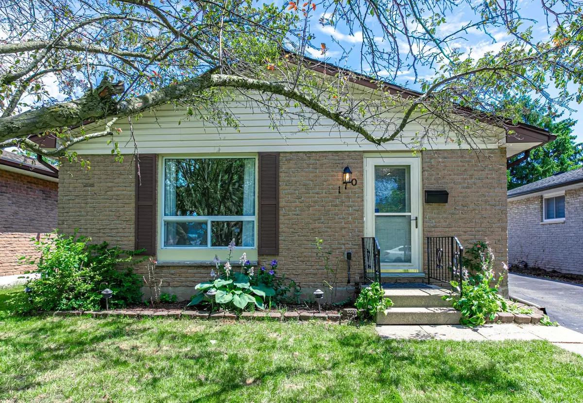 London East, ON N5V 3J5,170 Speight BLVD