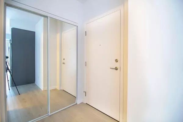 Vaughan, ON L4K 0K2,7895 Jane ST #3306
