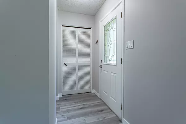 London East, ON N5V 3J5,170 Speight BLVD