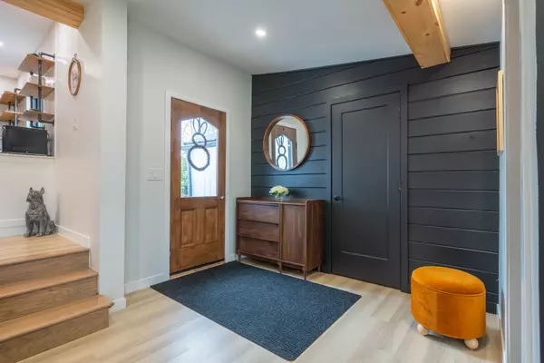 Port Colborne, ON L3K 5V3,1368 Lorraine RD