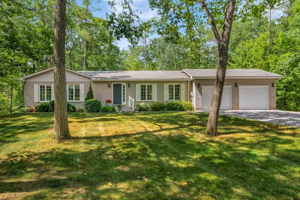 Kawartha Lakes, ON K0M 1N0,68 Sandy Point RD