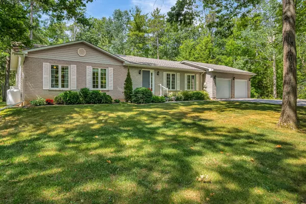 Kawartha Lakes, ON K0M 1N0,68 Sandy Point RD