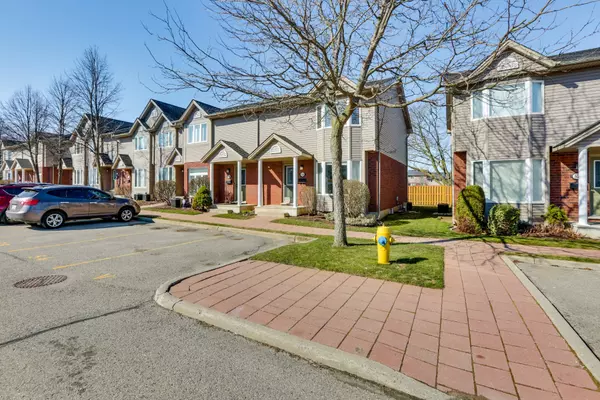 London North, ON N5X 4R1,1535 Trossacks AVE #54