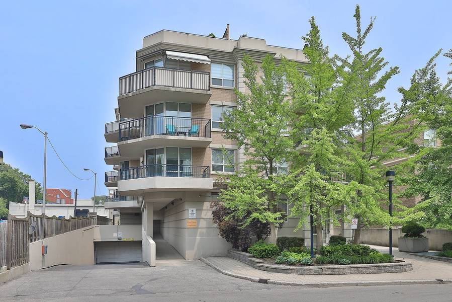 55 Lorindale AVE #403, Toronto C04, ON M5M 3C3