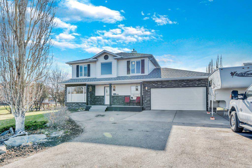 Chestermere, AB T1X 1A9,701 East Lakeview RD