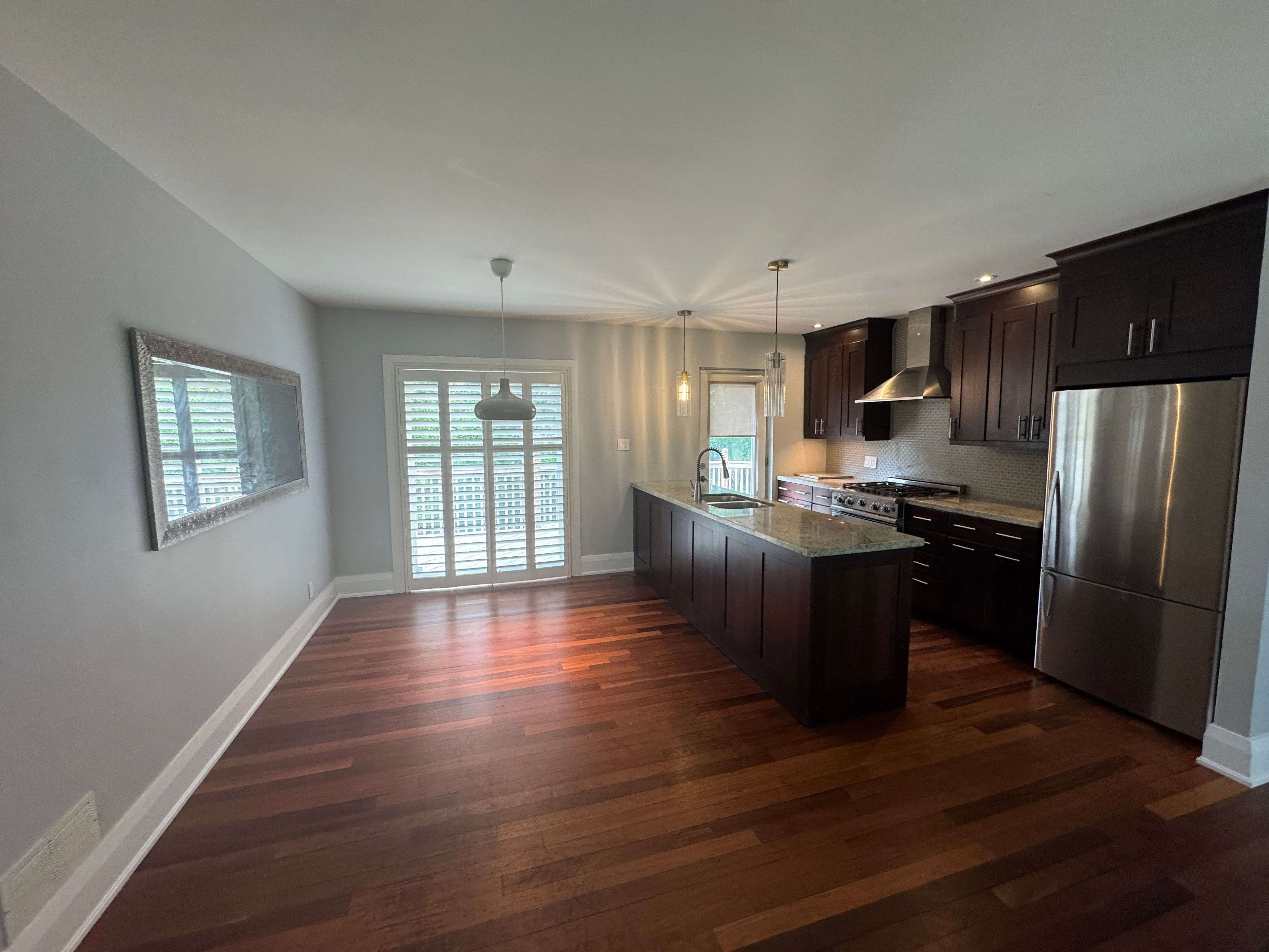 Toronto C13, ON M3B 2V2,8 Overton CRES
