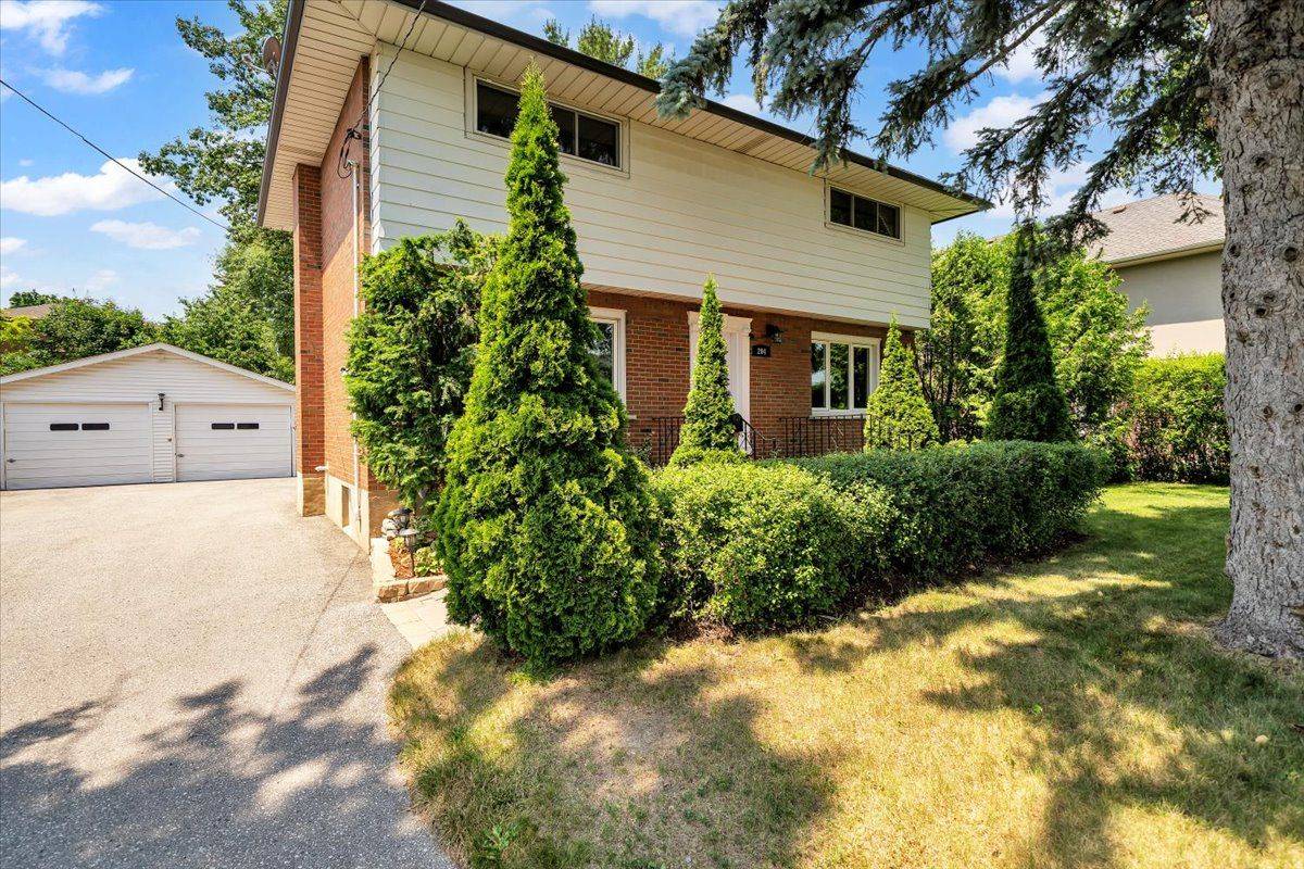 Whitby, ON L1N 3L8,204 Hazelwood DR