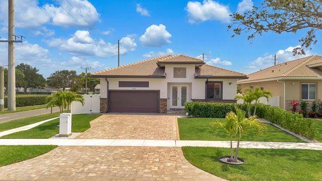Dania Beach, FL 33004,238 SE 2nd Ter