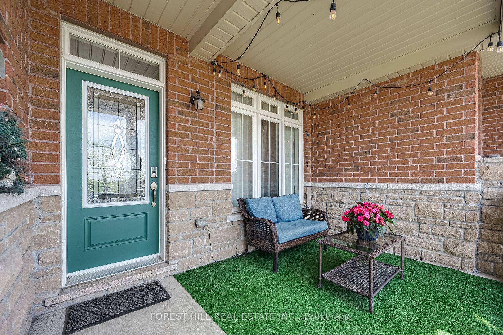 Richmond Hill, ON L4E 0V8,41 Pavlova CRES