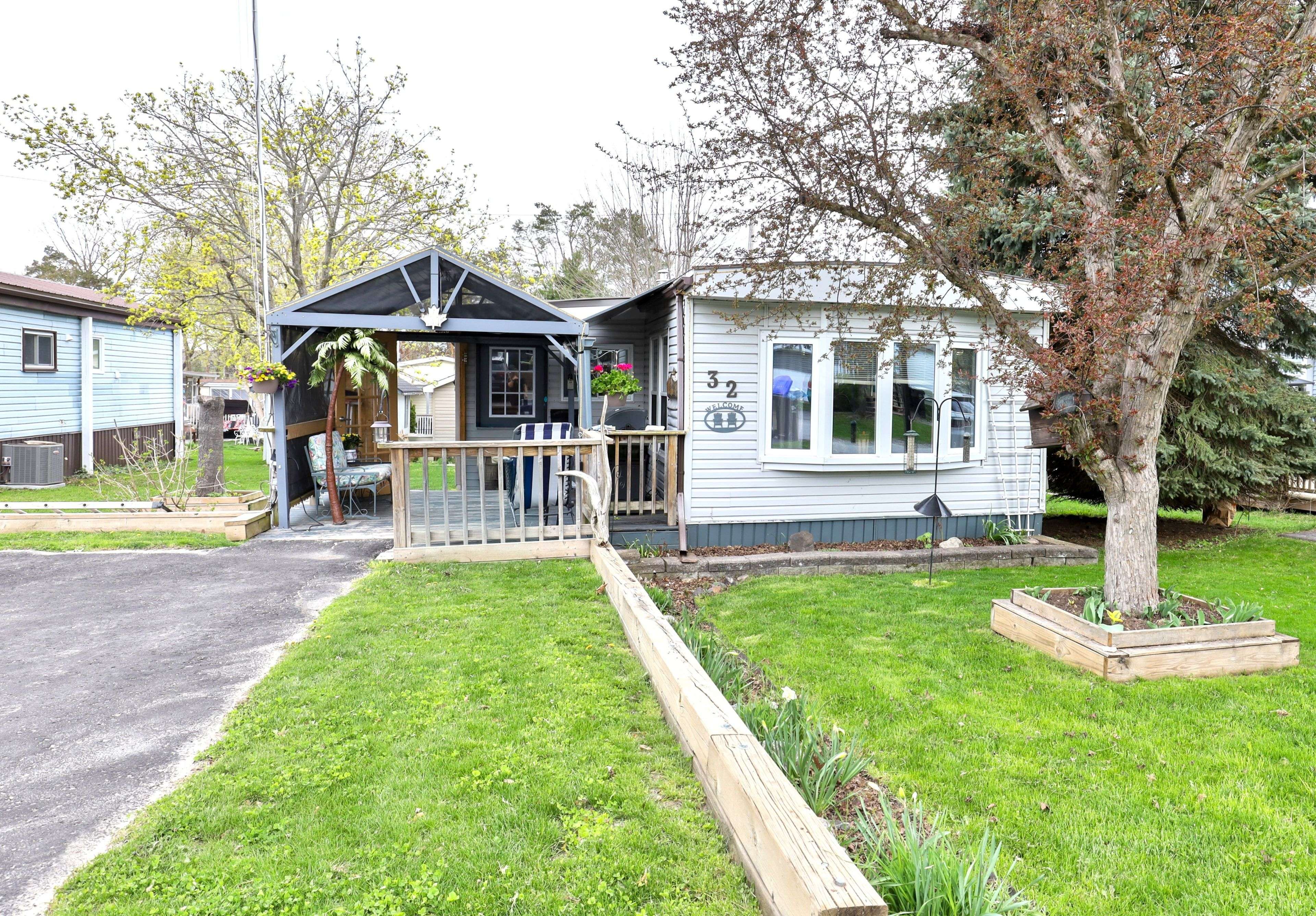 32 Northland RD, Midland, ON L4R 4B5