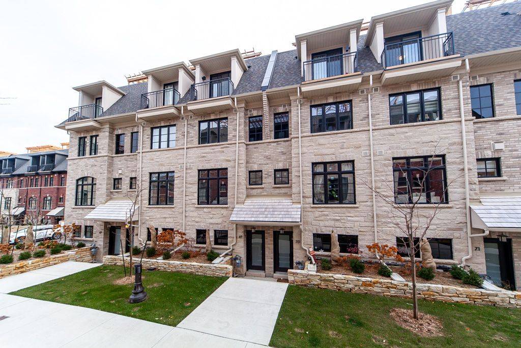 Mississauga, ON L5M 2R4,40 Lunar CRES #69
