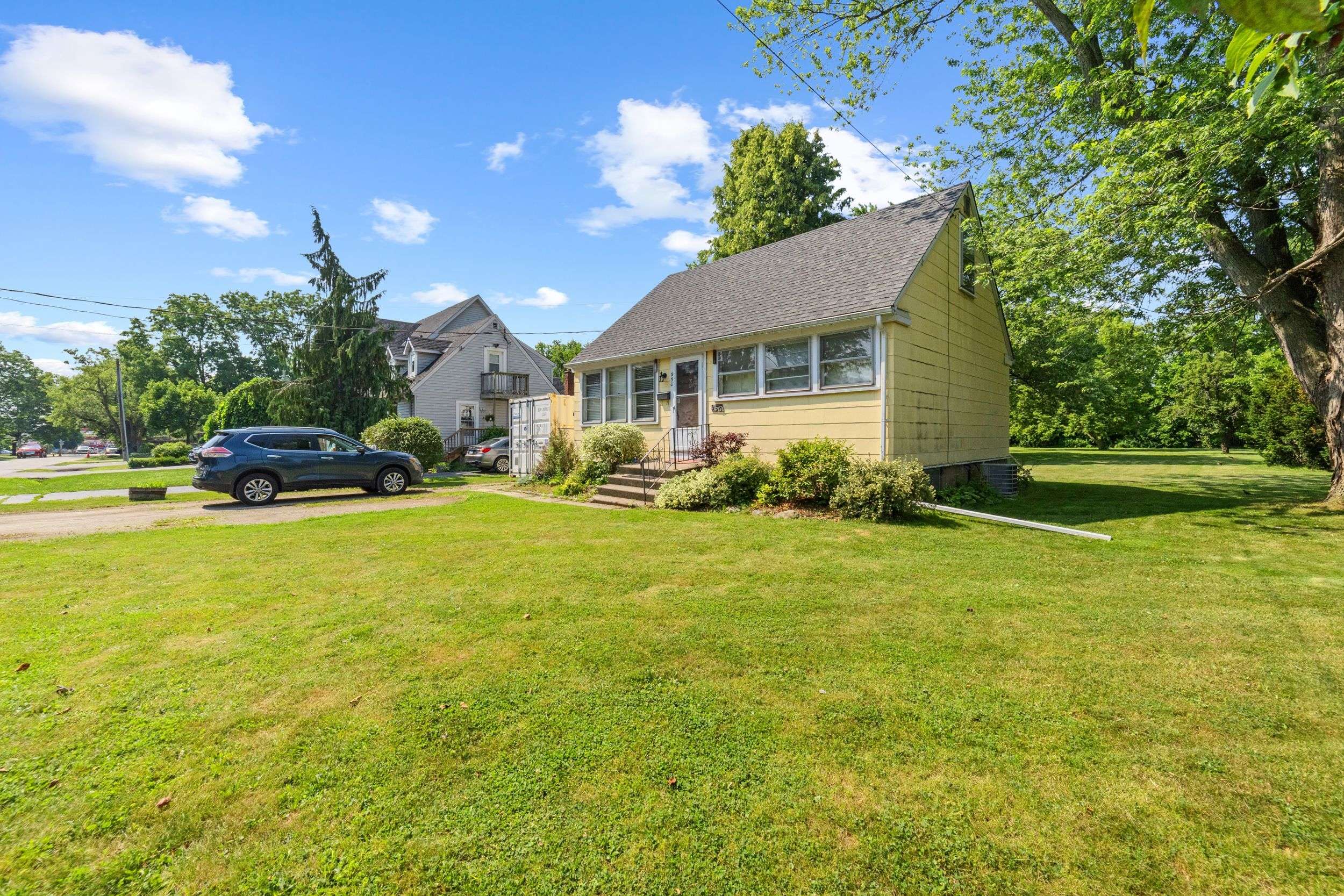 Burlington, ON L7R 3W6,950 Orpha ST