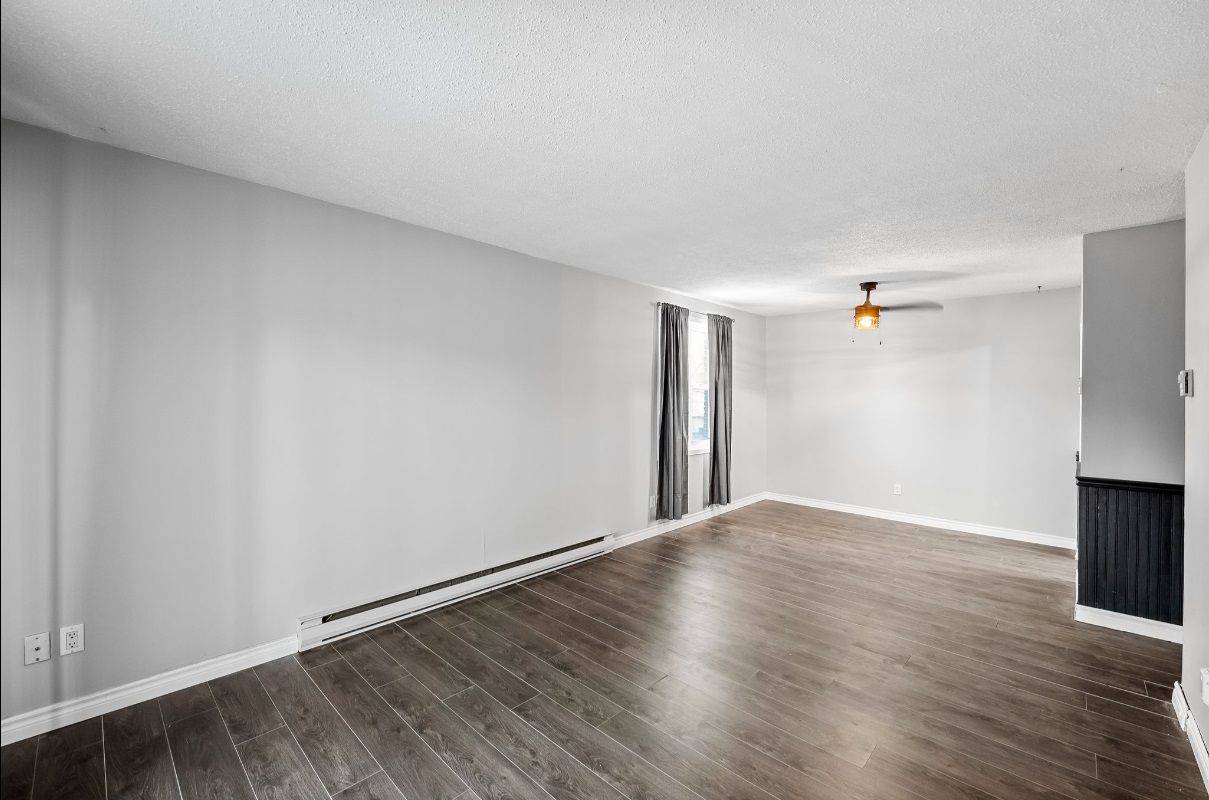 Belleville, ON K8P 3A3,80 Grier ST #201